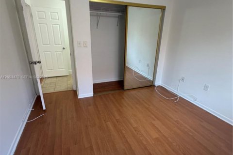 Villa ou maison à louer à Miami, Floride: 4 chambres, 246.1 m2 № 2180521 - photo 29