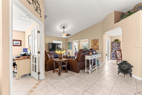 House in Summerfield, Florida 3 bedrooms, 163.88 sq.m. № 1598216 - photo 12