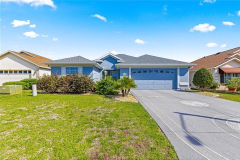 House in Summerfield, Florida 3 bedrooms, 163.88 sq.m. № 1598216 - photo 4