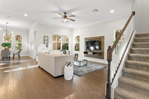 Villa ou maison à vendre à Fish Hawk, Floride: 4 chambres, 216.93 m2 № 1584604 - photo 1