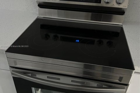 Adosado en alquiler en Plantation, Florida, 4 dormitorios, 187.66 m2 № 1974307 - foto 24