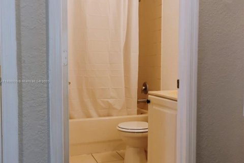 Adosado en alquiler en Riviera Beach, Florida, 4 dormitorios, 149.67 m2 № 1951358 - foto 20