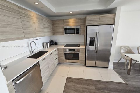 Copropriété à louer à Miami, Floride: 1 chambre, 78.32 m2 № 2056780 - photo 6