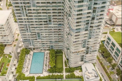 Copropriété à louer à Miami, Floride: 1 chambre, 78.32 m2 № 2056780 - photo 1