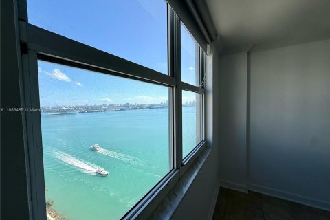 Copropriété à louer à Miami, Floride: 2 chambres, 91.51 m2 № 1932968 - photo 10