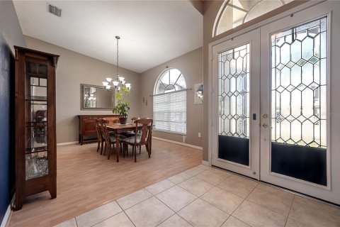 Villa ou maison à louer à Tampa, Floride: 5 chambres, 316.52 m2 № 2437218 - photo 6