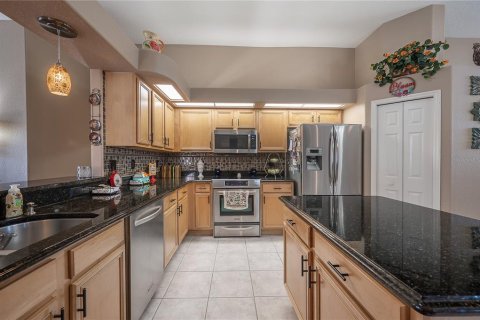 Villa ou maison à louer à Tampa, Floride: 5 chambres, 316.52 m2 № 2437218 - photo 10