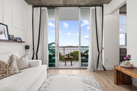 Copropriété à vendre à West Palm Beach, Floride: 1 chambre, 78.6 m2 № 2376030 - photo 2