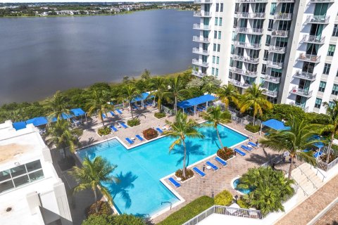 Condo à West Palm Beach, Floride, 1 chambre  № 2376030
