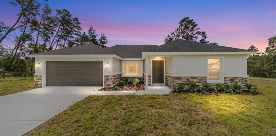 Casa en Silver Springs Shores, Florida 4 dormitorios, 159.33 m2 № 2097428