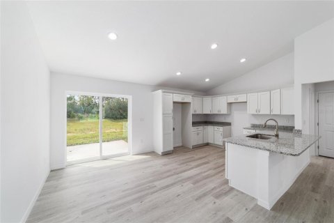 Casa en venta en Silver Springs Shores, Florida, 4 dormitorios, 159.33 m2 № 2097428 - foto 22