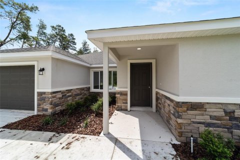 Casa en venta en Silver Springs Shores, Florida, 4 dormitorios, 159.33 m2 № 2097428 - foto 5