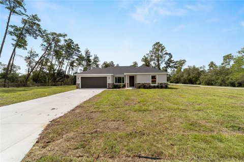 Casa en venta en Silver Springs Shores, Florida, 4 dormitorios, 159.33 m2 № 2097428 - foto 8