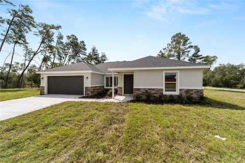 Casa en venta en Silver Springs Shores, Florida, 4 dormitorios, 159.33 m2 № 2097428 - foto 2