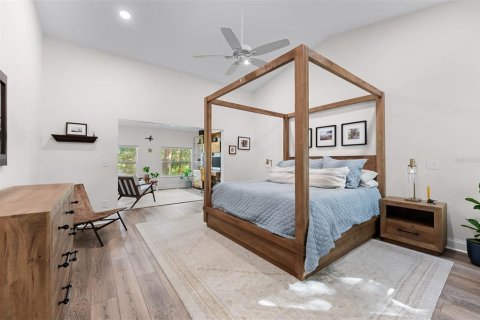 Casa en venta en Apopka, Florida, 4 dormitorios, 269.42 m2 № 2422758 - foto 25