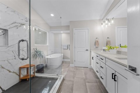Casa en venta en Apopka, Florida, 4 dormitorios, 269.42 m2 № 2422758 - foto 28
