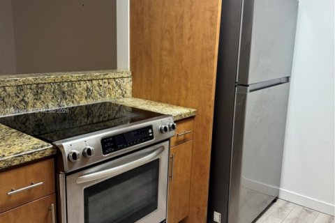 Copropriété à vendre à Pembroke Pines, Floride: 1 chambre, 63.64 m2 № 2011351 - photo 4