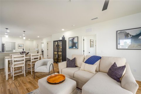 Condominio en venta en Ocala, Florida, 2 dormitorios, 107.95 m2 № 2092582 - foto 5