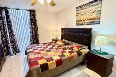 Condo in Sunny Isles Beach, Florida, 1 bedroom  № 1998890 - photo 6