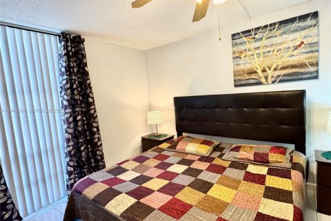 Condo in Sunny Isles Beach, Florida, 1 bedroom  № 1998890 - photo 7