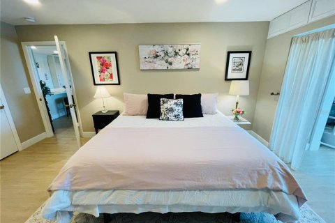 Condominio en venta en Belleair Bluffs, Florida, 2 dormitorios, 146.79 m2 № 1856531 - foto 15