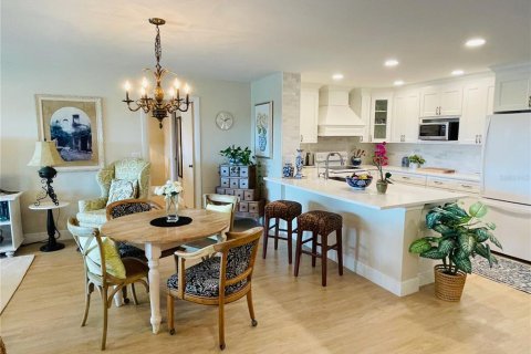 Condominio en venta en Belleair Bluffs, Florida, 2 dormitorios, 146.79 m2 № 1856531 - foto 7