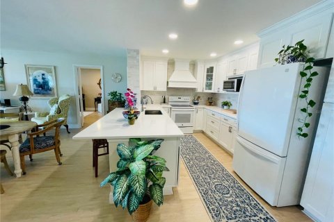 Condominio en venta en Belleair Bluffs, Florida, 2 dormitorios, 146.79 m2 № 1856531 - foto 13
