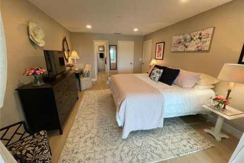 Condominio en venta en Belleair Bluffs, Florida, 2 dormitorios, 146.79 m2 № 1856531 - foto 16