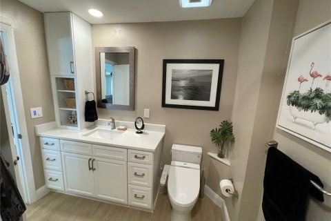 Condominio en venta en Belleair Bluffs, Florida, 2 dormitorios, 146.79 m2 № 1856531 - foto 29