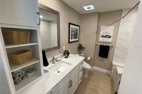 Condominio en venta en Belleair Bluffs, Florida, 2 dormitorios, 146.79 m2 № 1856531 - foto 28