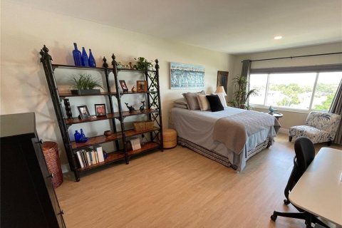Condominio en venta en Belleair Bluffs, Florida, 2 dormitorios, 146.79 m2 № 1856531 - foto 27