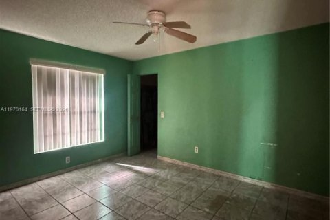 Condominio en venta en Miami, Florida, 2 dormitorios, 87.33 m2 № 2031931 - foto 8