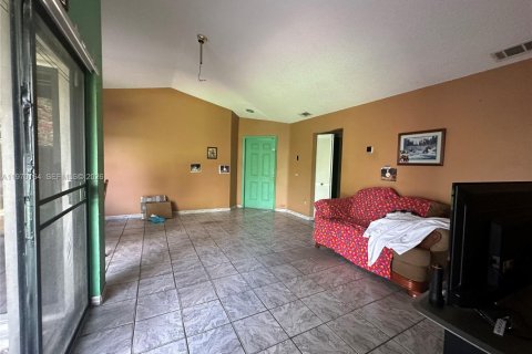 Condominio en venta en Miami, Florida, 2 dormitorios, 87.33 m2 № 2031931 - foto 4