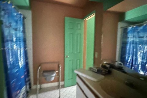 Condominio en venta en Miami, Florida, 2 dormitorios, 87.33 m2 № 2031931 - foto 6