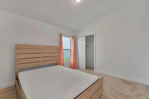 Villa ou maison à vendre à St. Lucie, Floride: 4 chambres, 164.81 m2 № 2414680 - photo 25