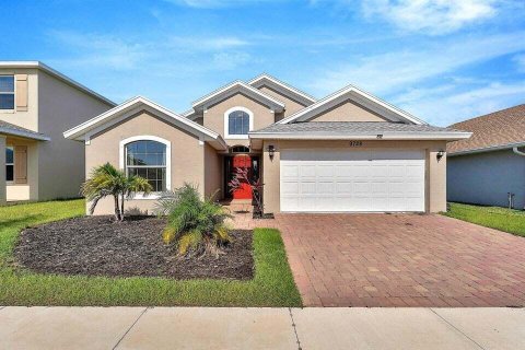 Villa ou maison à vendre à St. Lucie, Floride: 4 chambres, 164.81 m2 № 2414680 - photo 4