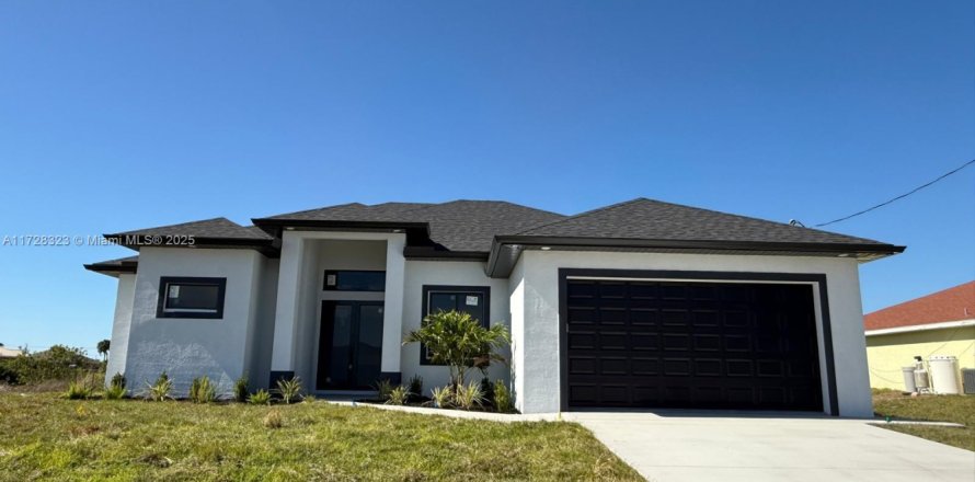 Casa en Cape Coral, Florida 4 dormitorios, 161.19 m2 № 1709315