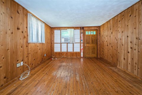 House in Weeki Wachee, Florida 2 bedrooms, 85.47 sq.m. № 1661973 - photo 9