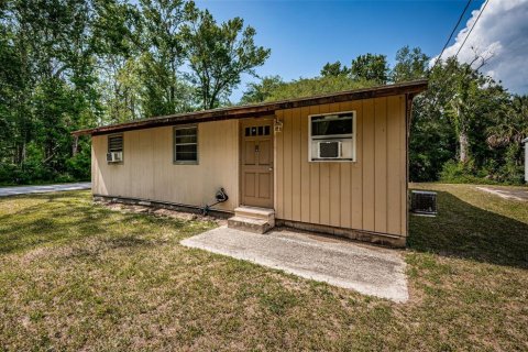 House in Weeki Wachee, Florida 2 bedrooms, 85.47 sq.m. № 1661973 - photo 6