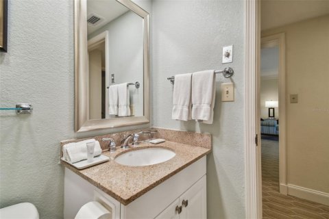 Condominio en venta en Palm Harbor, Florida, 1 dormitorio, 76.64 m2 № 811525 - foto 25