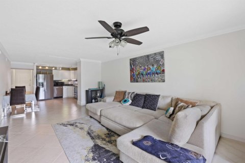 Condominio en venta en Delray Beach, Florida, 3 dormitorios, 123.19 m2 № 2146930 - foto 3