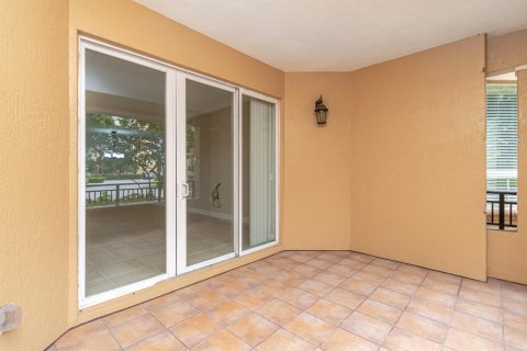 Copropriété à louer à Weston, Floride: 2 chambres, 119.84 m2 № 2407352 - photo 3