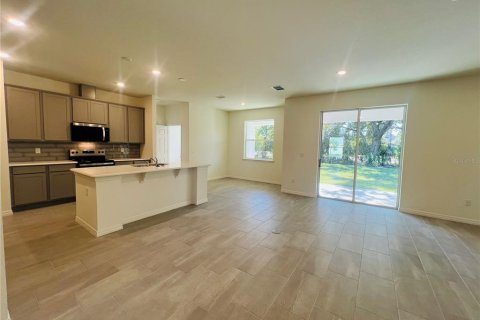 Casa en venta en Palm Coast, Florida, 4 dormitorios, 217.21 m2 № 2226524 - foto 5