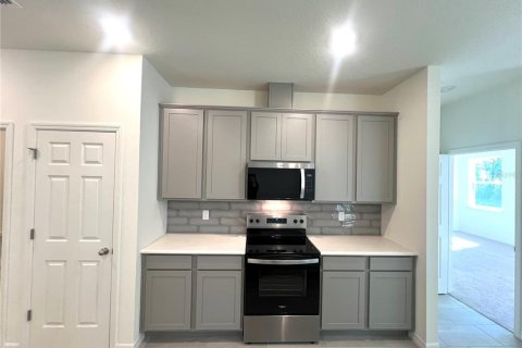 Casa en venta en Palm Coast, Florida, 4 dormitorios, 217.21 m2 № 2226524 - foto 4