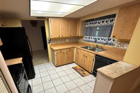 House in Deltona, Florida 3 bedrooms, 159.14 sq.m. № 1795362 - photo 15