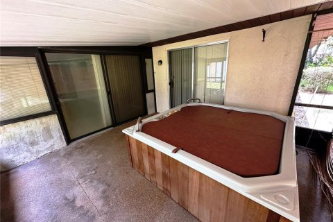 House in Deltona, Florida 3 bedrooms, 159.14 sq.m. № 1795362 - photo 29