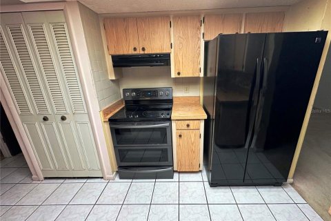 House in Deltona, Florida 3 bedrooms, 159.14 sq.m. № 1795362 - photo 18