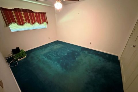 House in Deltona, Florida 3 bedrooms, 159.14 sq.m. № 1795362 - photo 23