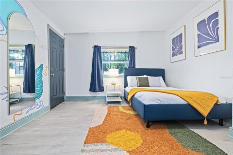 Casa en venta en Tampa, Florida, 6 dormitorios, 221.11 m2 № 1798083 - foto 25