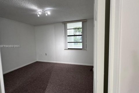 Appartement à louer à Davie, Floride: 2 chambres, 128.67 m2 № 2047384 - photo 11